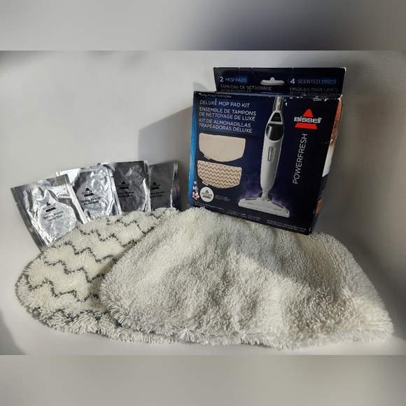 BISSELL Deluxe Mop Pad Kit with 2 Mop Pads and 4 scented Discs-5938 NEW-Open Box - Picture 5 of 8